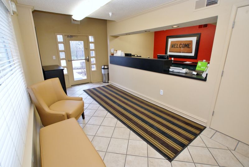 Extended America - Lauderdale - Cypress Creek - Andrews Ave