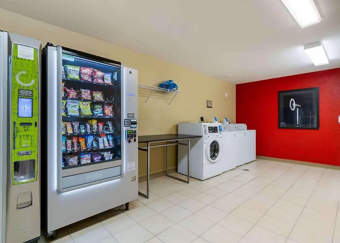 Extended Stay America Suites - Fort Lauderdale - Cypress Creek - Andrews Ave
